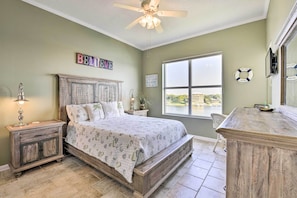 Apartment (2 Bedrooms) | Interior - Fort Walton Beach Retreat: Private Boat Slip! (Fort Walton Beach)
