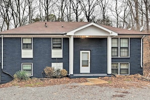 House (3 Bedrooms) | Interior - Modern Nashville Home ~ 10 Mi to Music Row (Nashville)
