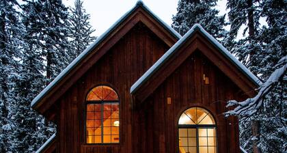 Cabin on Edge of Forever by Cottonwood Lodging