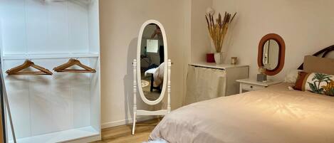 1 多间卧室、旅行婴儿床、免费 WiFi、床单