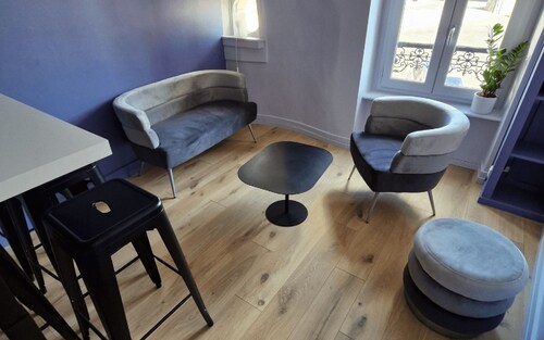 Our establishment is located not far from Clermont-Ferrand in the charming littl