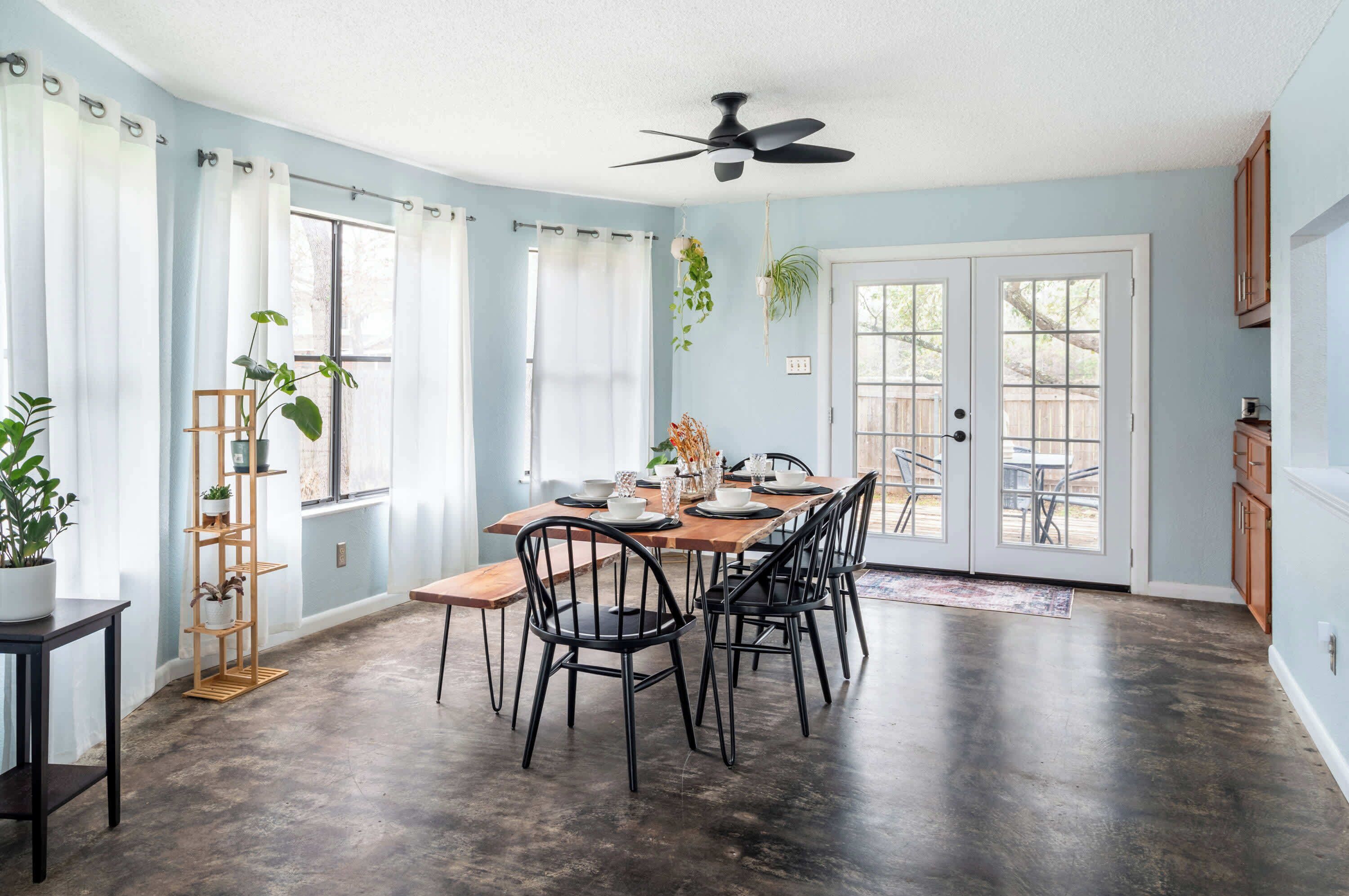 Upstay - Pet-Friendly Southwest Austin Home w BBQ