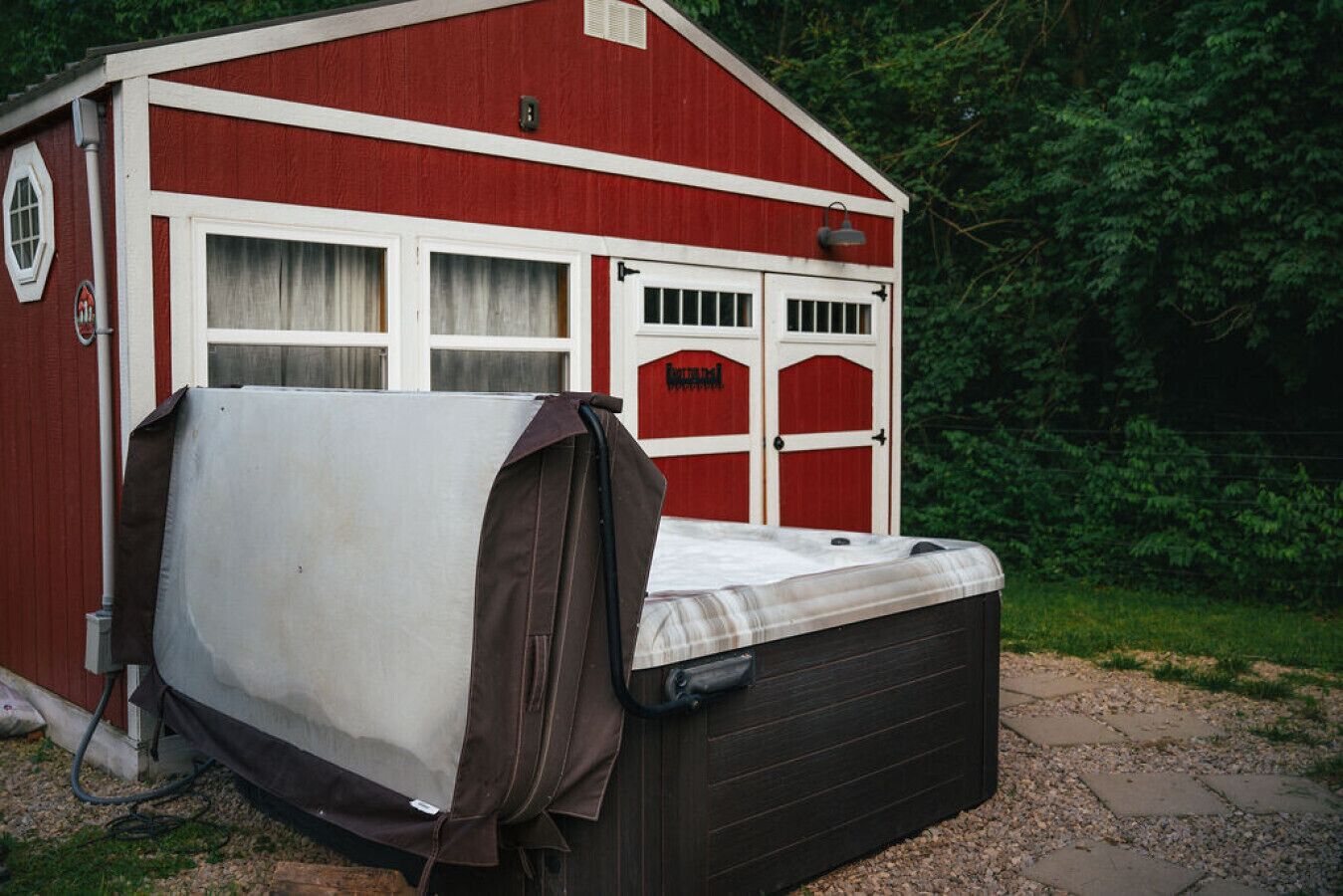 Tina de hidromasaje al aire libre