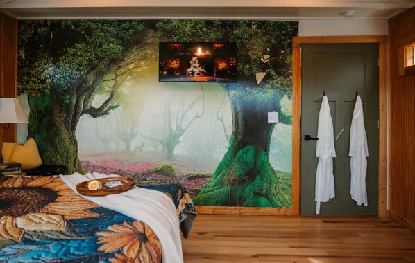 1 Schlafzimmer, Schreibtisch, Bügeleisen/Bügelbrett, Reisekinderbett