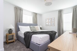 5 Schlafzimmer, Bügeleisen/Bügelbrett, WLAN, Bettwäsche