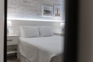 10 chambres, fer et planche à repasser, Wi-Fi, draps fournis