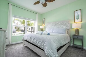 4 bedrooms, iron/ironing board, WiFi, bed sheets - Last Minute Disney Getaway! Private Pool & Themed Bedrooms. Book Now! #104267 (Orlando)