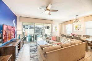 Smart TV - Last Minute Disney Getaway! Private Pool & Themed Bedrooms. Book Now! #108089 (Orlando)