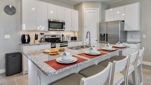 Coffee/tea maker, fridge, microwave, oven - Last Minute Disney Getaway! Private Pool & Themed Bedrooms. Book Now! #87411 (Orlando)
