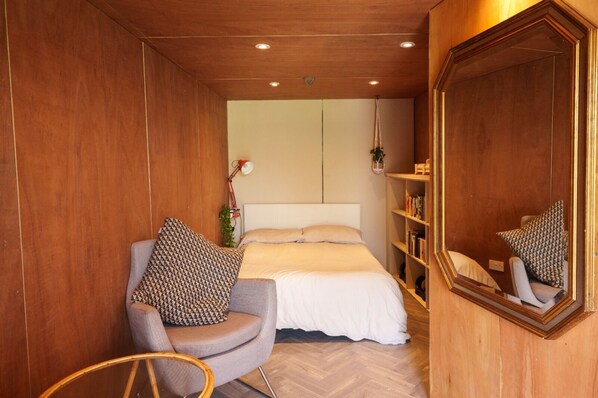 1 bedroom, in-room safe, travel crib, WiFi