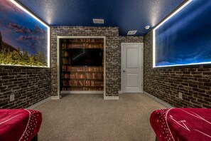 4 chambres, fer et planche à repasser, Wi-Fi, draps fournis