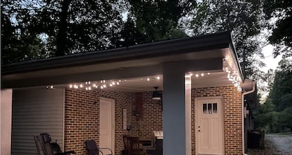 2-Bedroom Bungalow on Triplett Creek – Near Cave Run Lake!