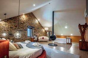 Suite Premium | Ropa de cama de alta calidad, colchones viscoelásticos, escritorio