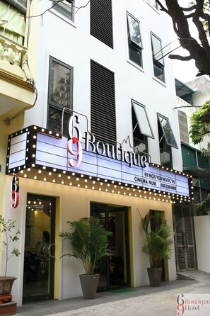 Fachada de la propiedad