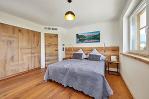 2 bedrooms, iron/ironing board, travel cot, free WiFi - Apartment mit 2 Schlafzimmern und 2 Bädern und Traumhaftem Ausblick (Garmisch-Partenkirchen)