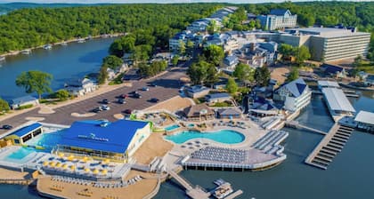 Beachy Lakefront - Covered Patio - Putting Green - No Stairs/Easy Access - Kg Bd