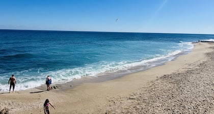 Pet Friendly Stuart Oasis Beach House