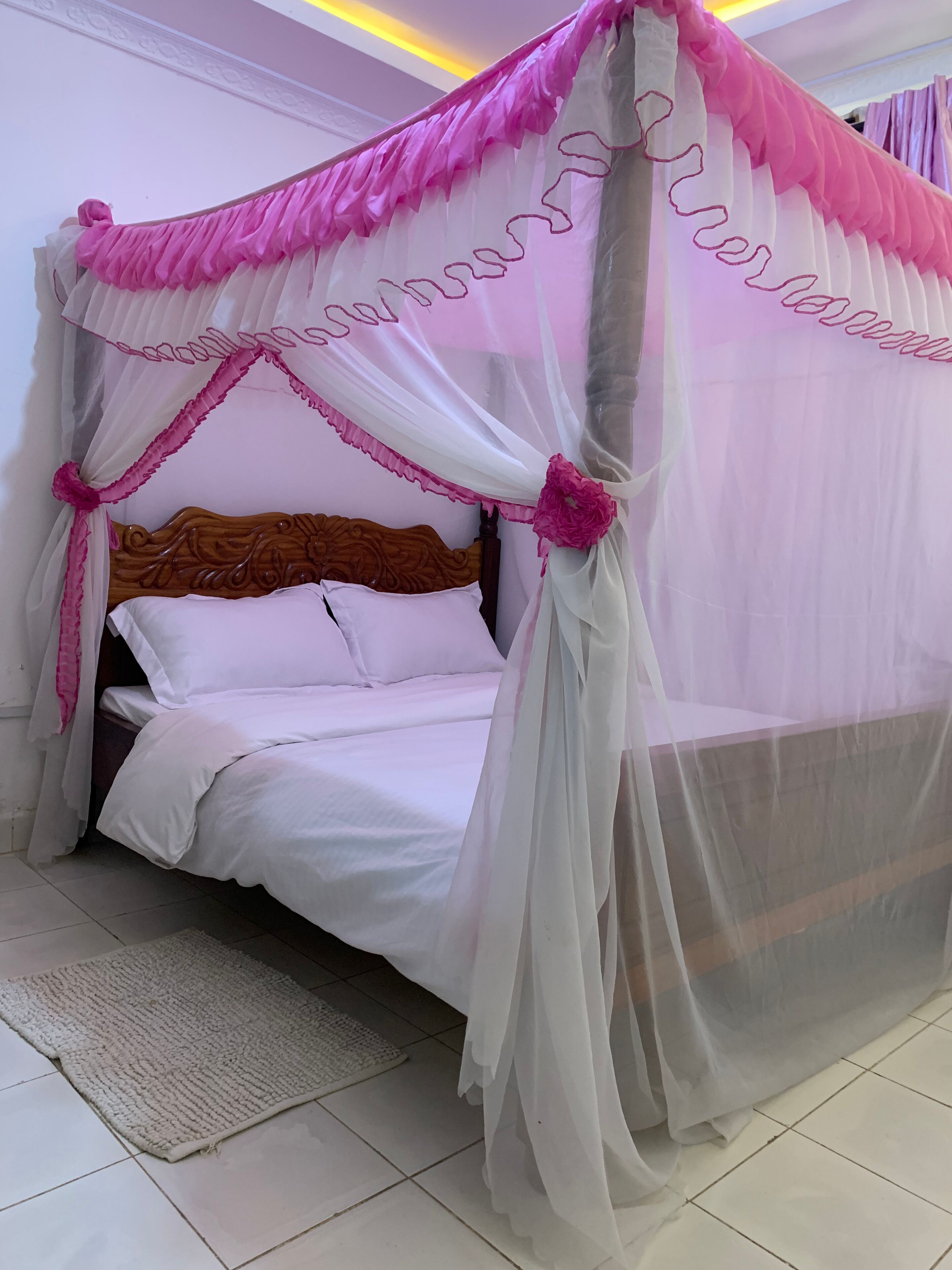 غرفة مزدوجة عادية | مكواة/لوح كي وواي فاي مجانًا