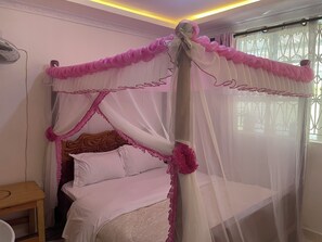 Standard Single Room | Iron/ironing board, free WiFi