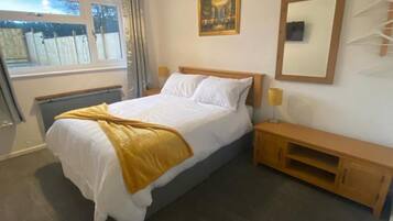 Villa | 2 bedrooms, free WiFi, bed sheets