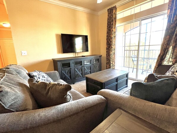 TV - Lovely 2Bed 2Bath Condo in Tuscana Resort-2SLTCO4 (Davenport)
