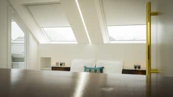 Luxury Studio Suite, 1 King Bed, Ensuite, City View | Premium bedding, memory foam beds, blackout drapes, iron/ironing board