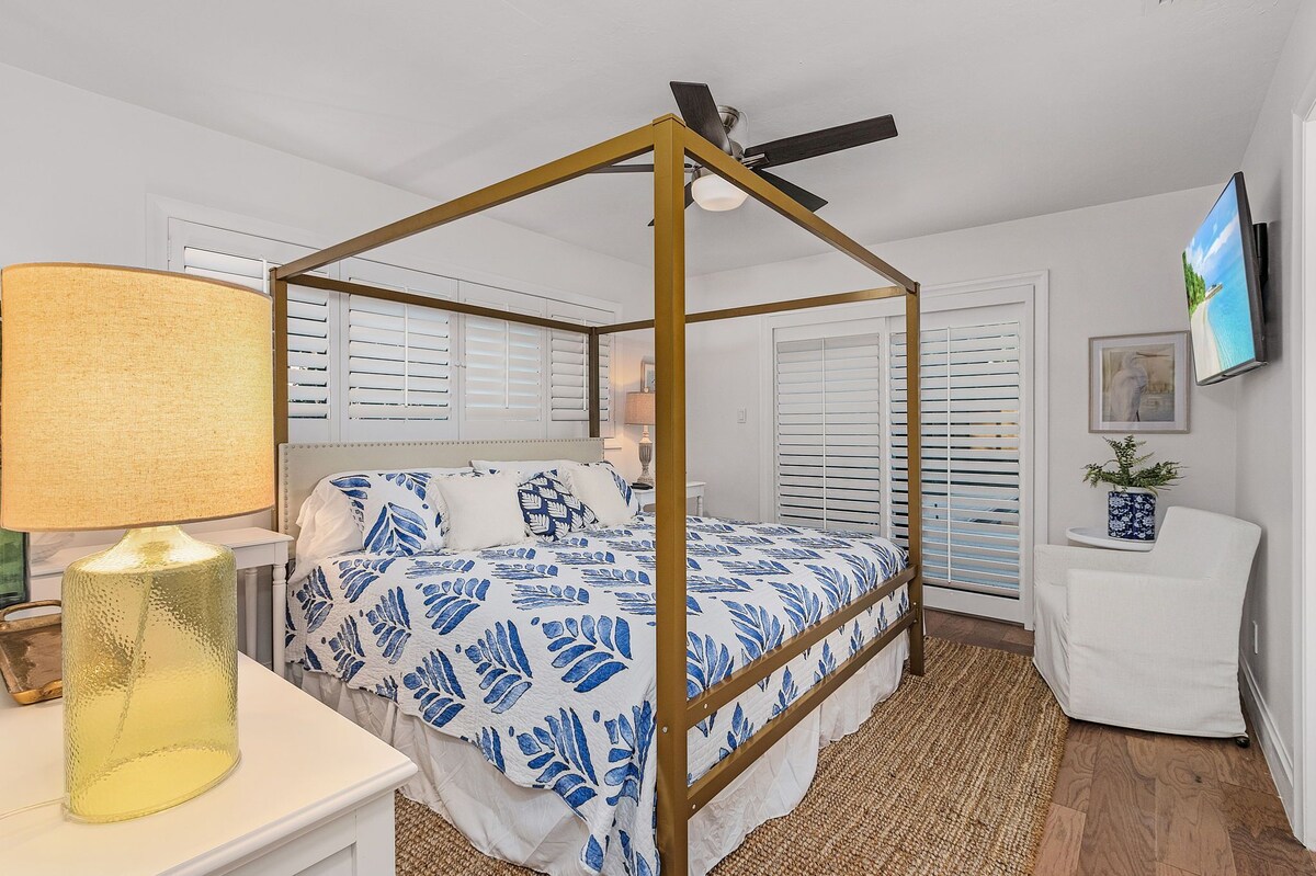 Photo 15 of Renovated Villa less than 1 mile to beach with heated Pool! Dog Friendly!