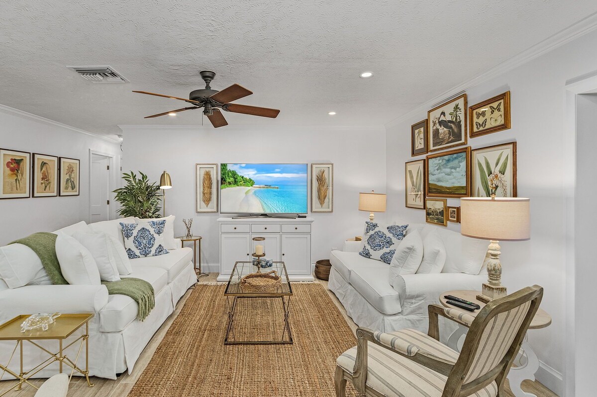 Photo 6 of Renovated Villa less than 1 mile to beach with heated Pool! Dog Friendly!