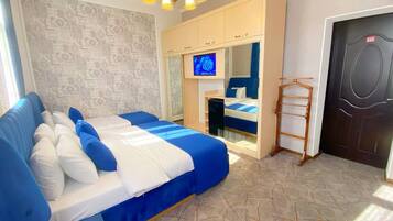 1 bedroom, Egyptian cotton sheets, premium bedding, minibar