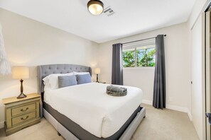 7 bedrooms, iron/ironing board, travel cot, WiFi