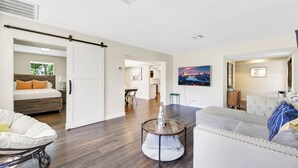 Smart TV, chimenea