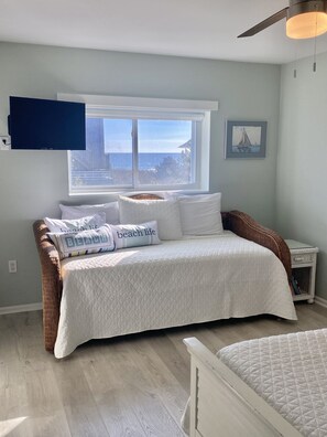 1 habitación, tabla de planchar con plancha y wifi gratis 