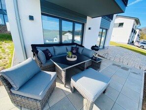 Terrace/patio - Ferienhaus Sonnenweg 40 Diemelsee mit Sauna und Garten (Diemelsee)