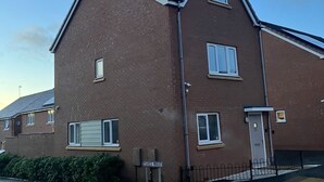 Exterior - Stunning 3-bed Detached House in Coventry (Coventry)