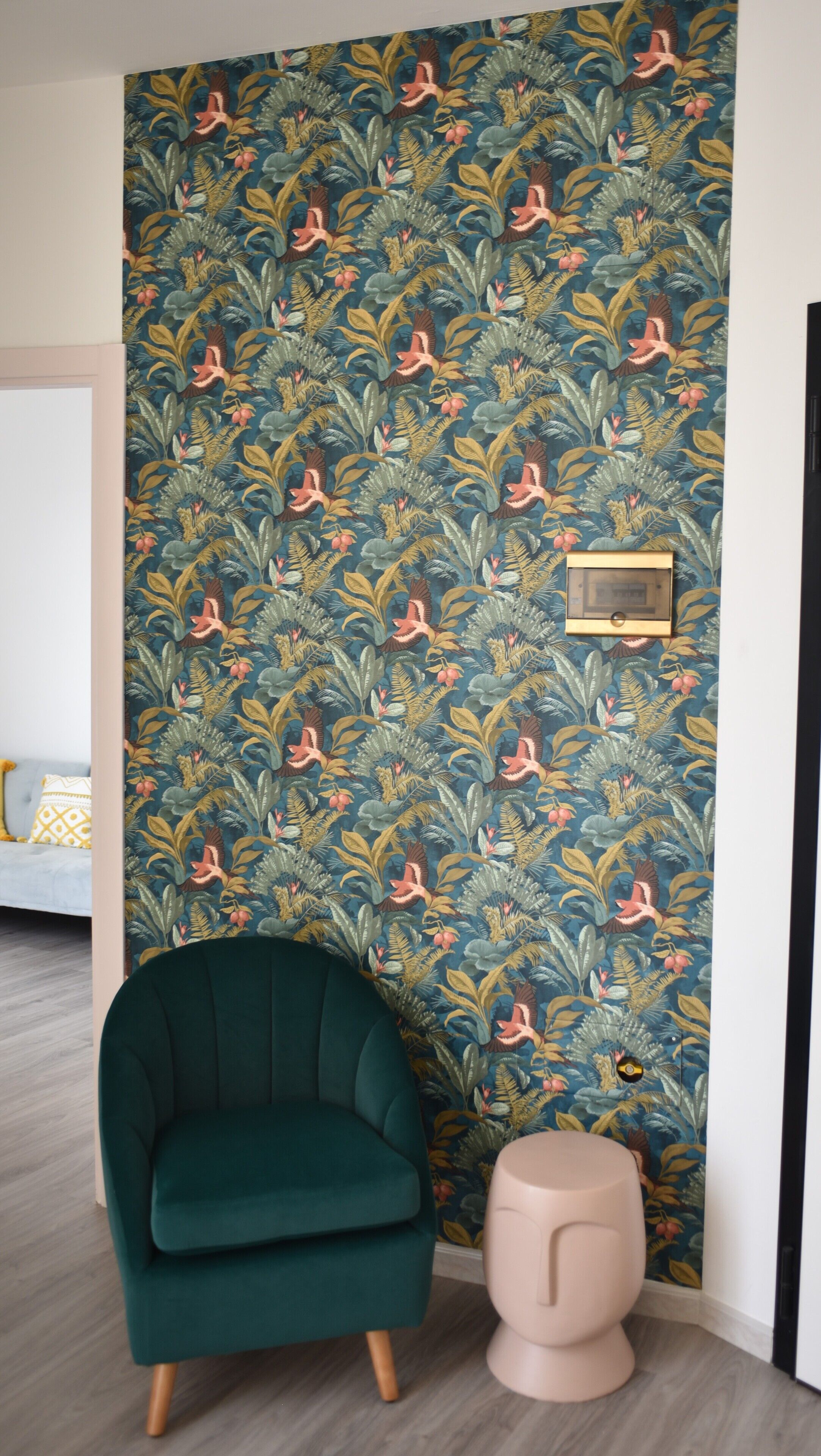 Exclusive Apartment | Living area | 43-inch Smart TV with digital channels, heated floors