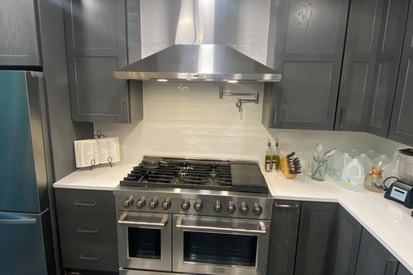 Frigorífic, microones, forn i placa de cuina