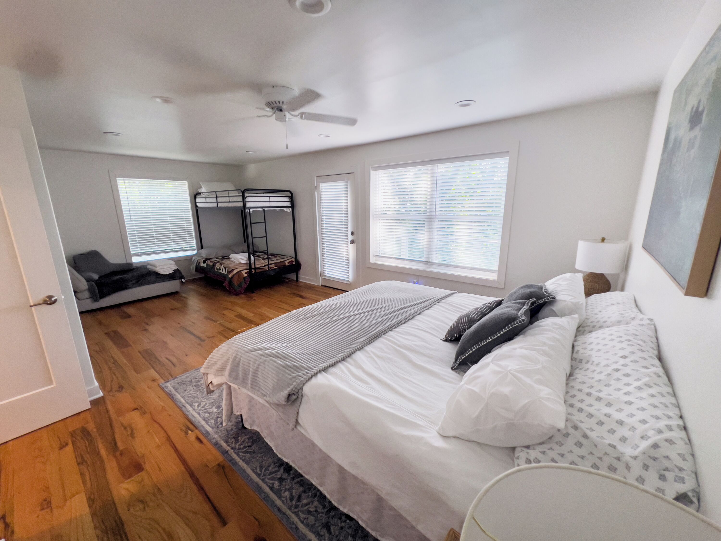 5 sovrum, resesäng, gratis wi-fi och sängkläder