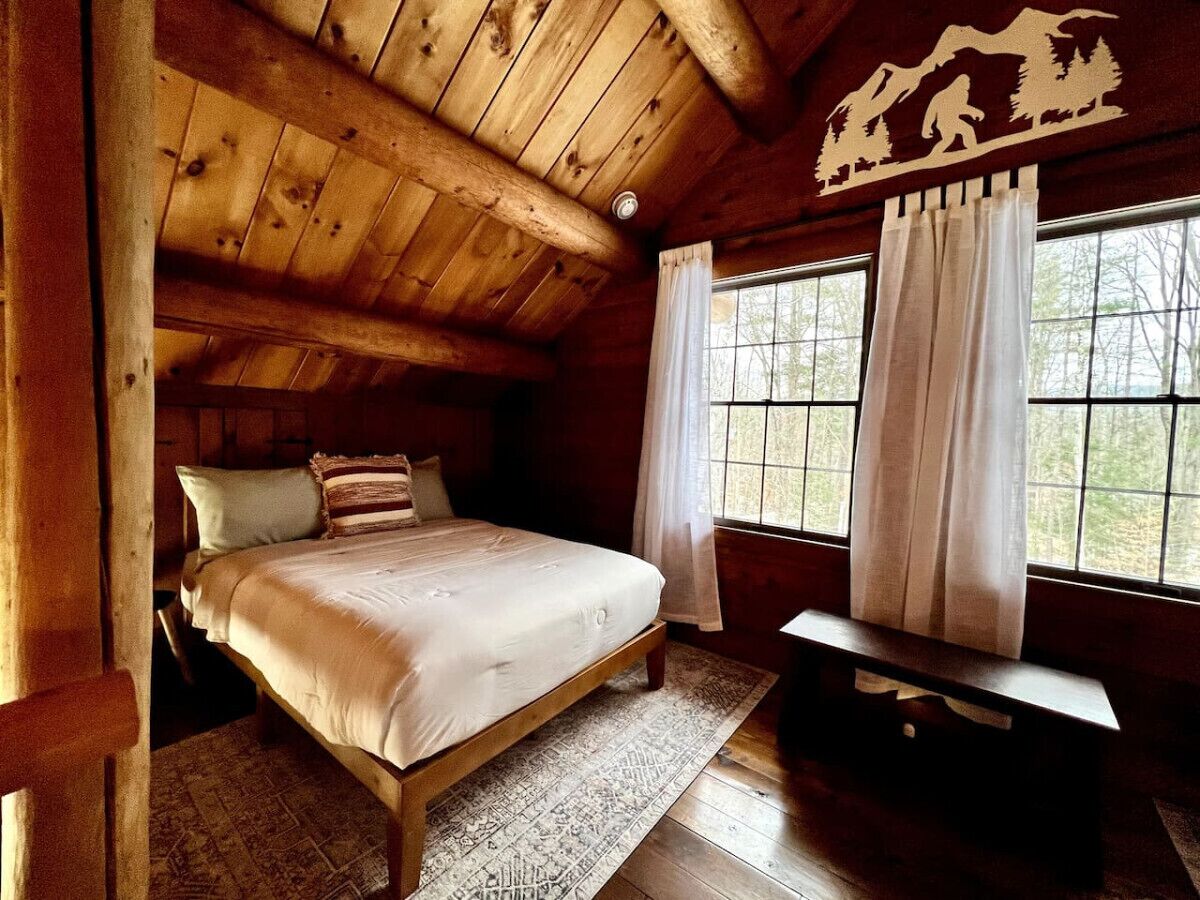 Bügeleisen/Bügelbrett, Reisekinderbett, kostenloses WLAN, Bettwäsche