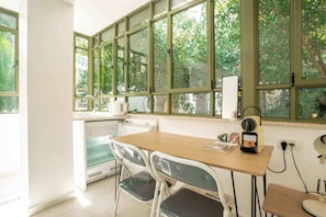 Apartment (2 Bedrooms) | Interior - Ben Yehouda Jonquille (Tel Aviv)
