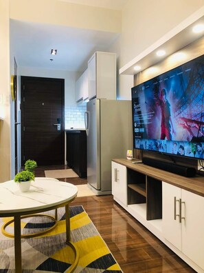 Interior - Urbanview Oasis at Air Residences, your home in the heart of Makati! (Makati)