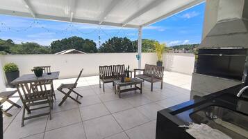 Departamento básico | Restaurante al aire libre