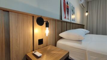 2 habitaciones, ropa de cama hipoalergénica y cortinas blackout