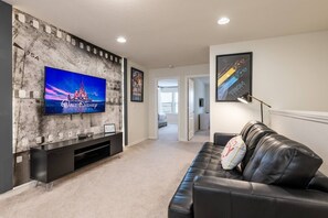 Smart TV, video games
