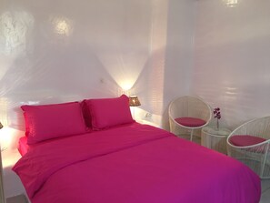 2 bedrooms, iron/ironing board, travel cot, free WiFi