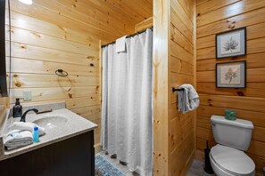 Hair dryer, towels, soap, shampoo - Downtown Pigeon Forge: Modern indoor pool cabin (Pigeon Forge)