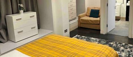 1 bedroom, iron/ironing board, WiFi, bed sheets