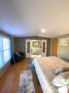 2 Schlafzimmer, Bügeleisen/Bügelbrett, kostenloses WLAN, Bettwäsche