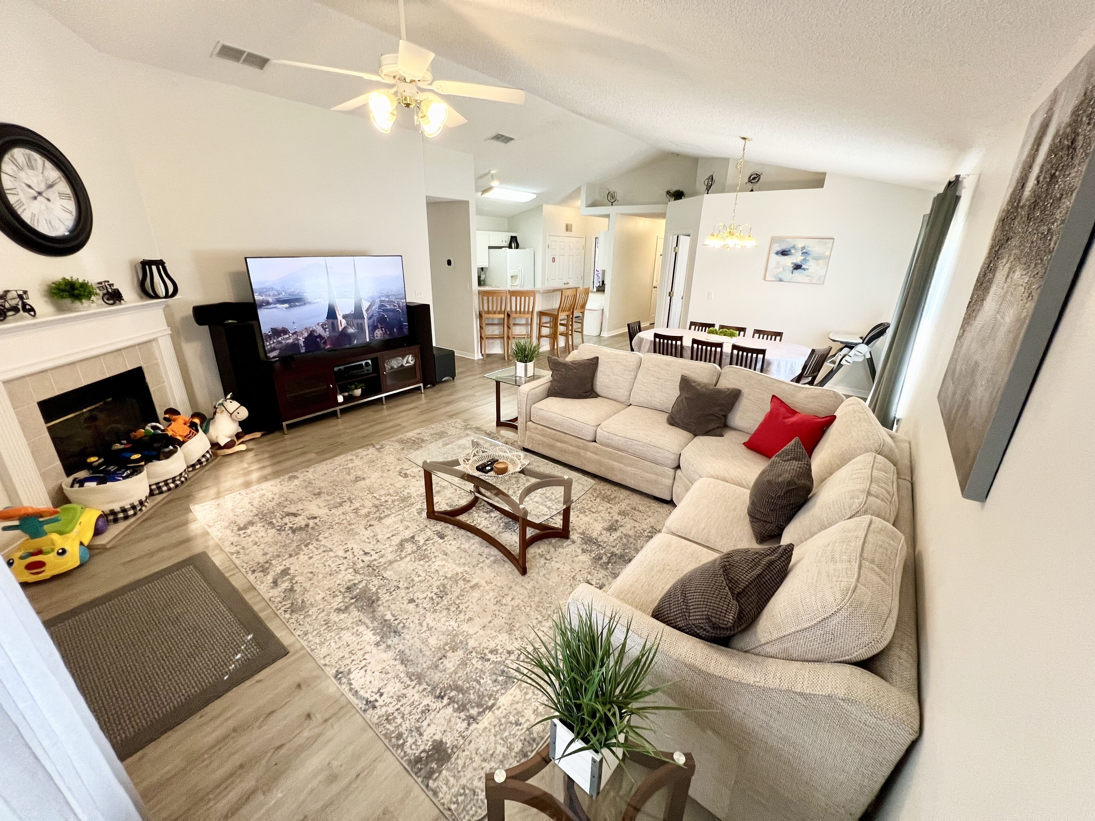 TV connectée, cheminée