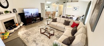 Sunset near the lake up to 12 guests,4bds,2baths