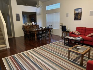 Interior - Two-story, three-bedroom casa less than 2 miles from Albuquerque Balloon Fiesta! (Albuquerque)